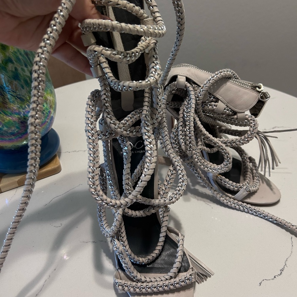 Monika Chiang Gray Heeled Shoes with Intricate Design